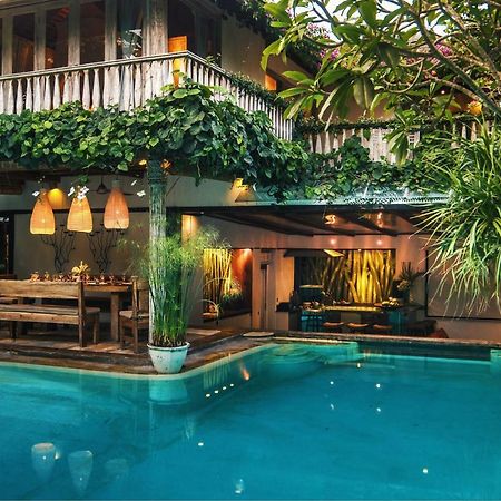 Villa Istimewa Seminyak  Exterior photo